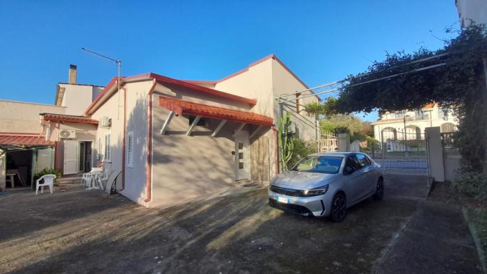 Giuanniccu e Luxia