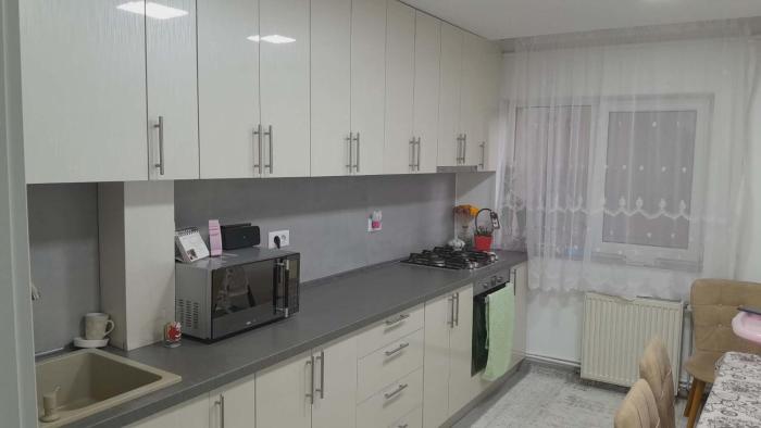 Apartament 3 camere Suceava Burdujeni