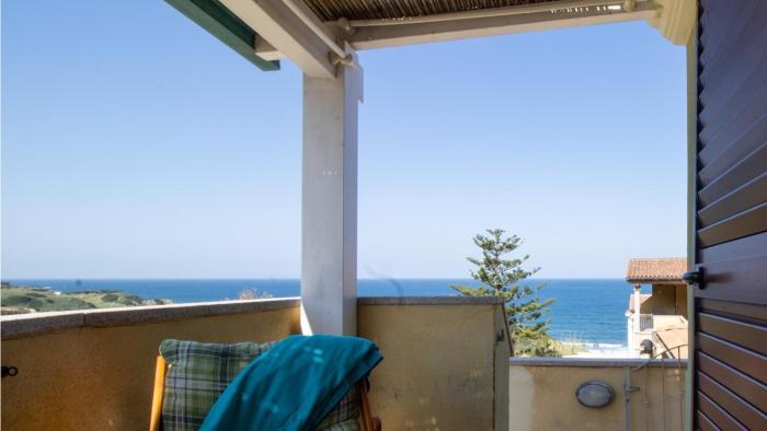 Casa dei Navigatori with Sea-View Terrace