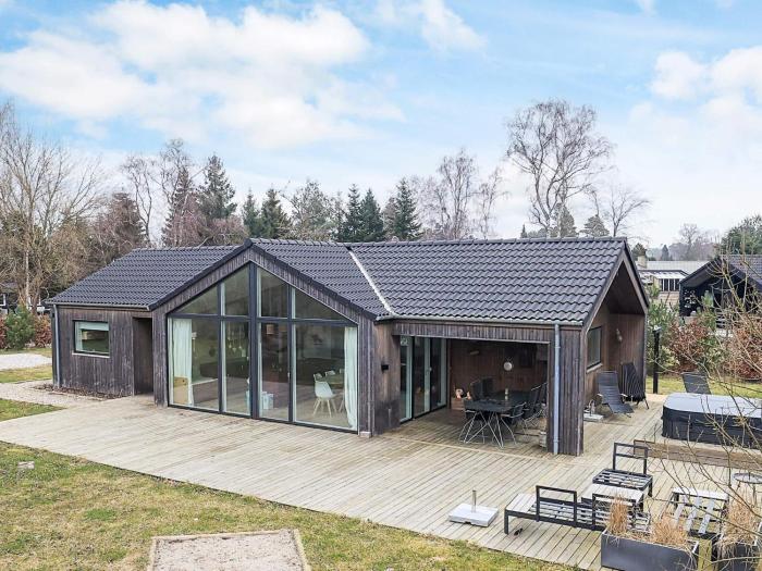 8 person holiday home in Væggerløse