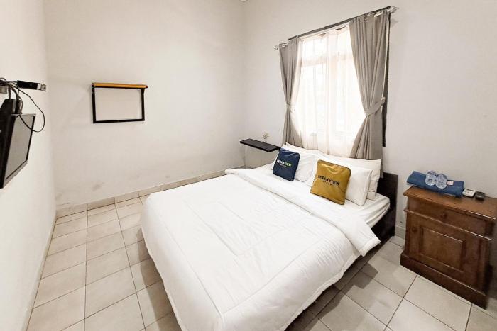 Urbanview Hotel Gracia Metro Lampung