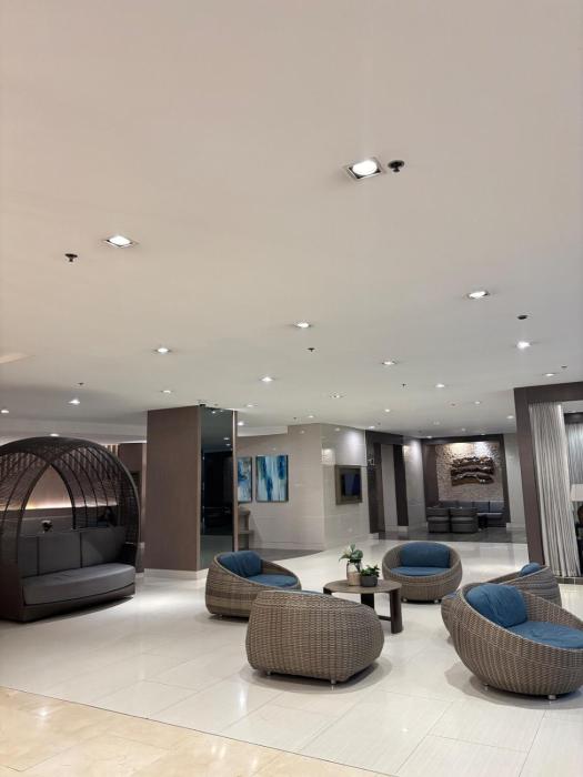 Vsm Staycation MOA View with balcony