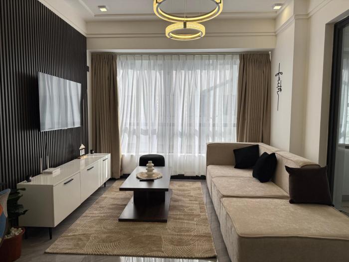 Exquisite 2 Bedroom Apartment in Lavington with Pool and Gym