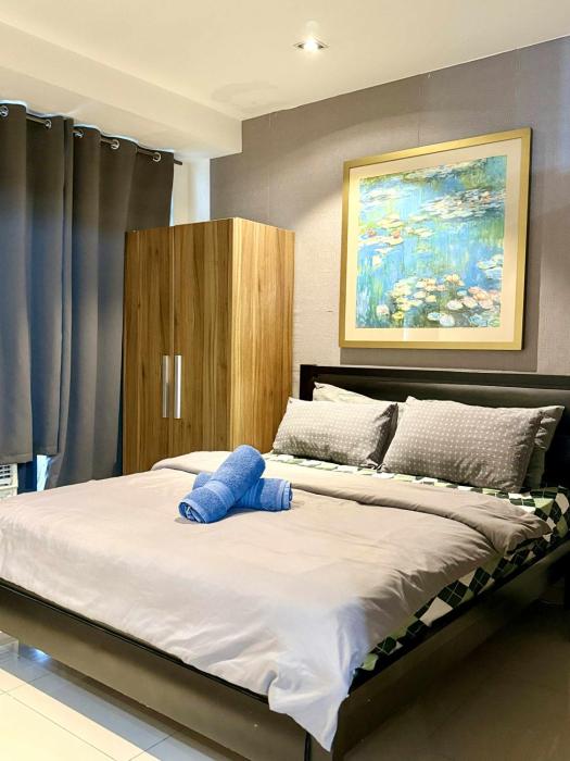 The Gramercy Residences - 2 Bedroom with Balcony