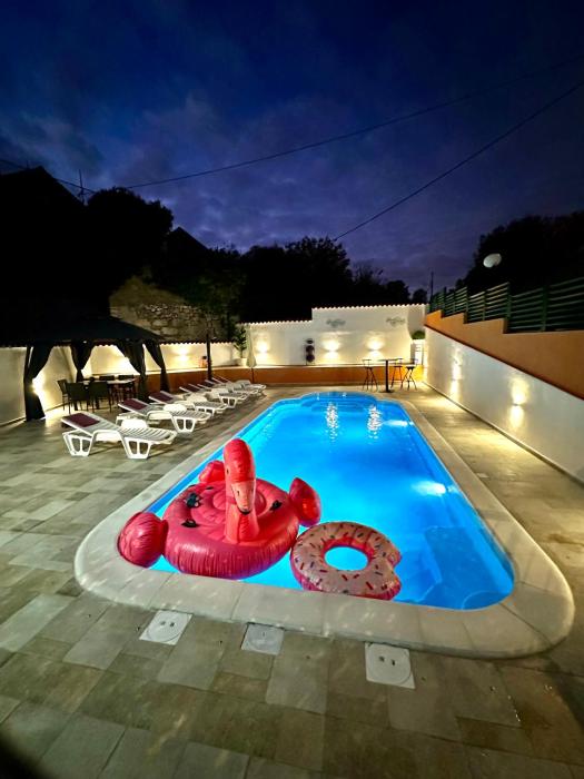Holiday Home with Swimming Pool & Jacuzzi