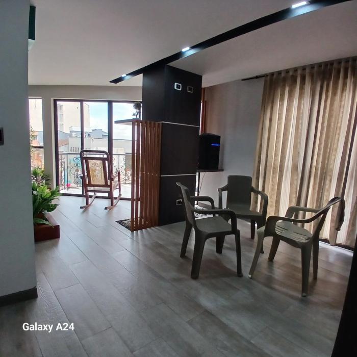 Hotel con parquedero centro de santa rosa