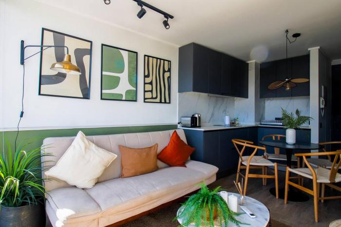 Bright and cozy Nordic, Wi-Fi, gym, downtown