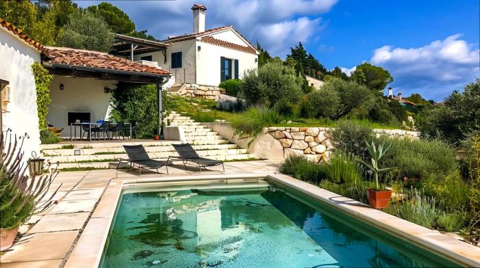 Balliades home in Skiathos