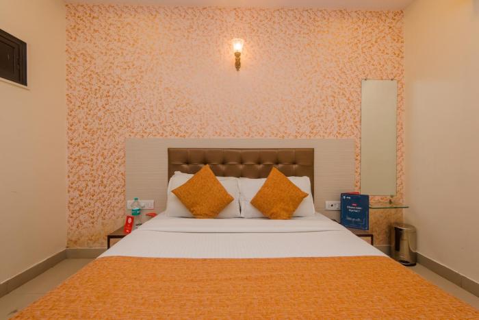 Hotel O Golden Nest Near Chhatrapati Shivaji International Airport