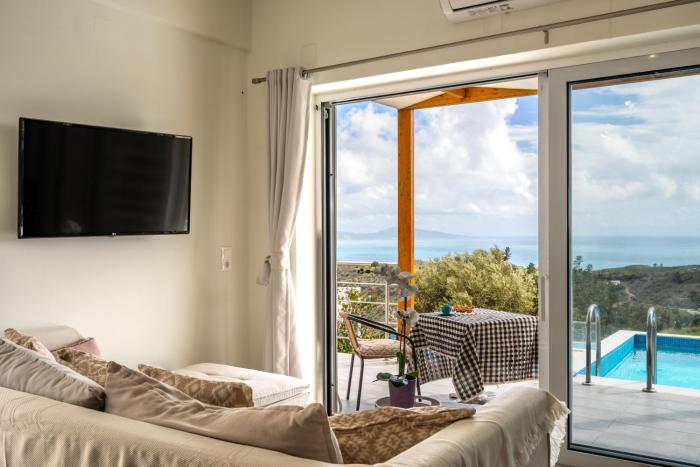 Vrachos Nature Lodges DAPHNE 2, Private pool