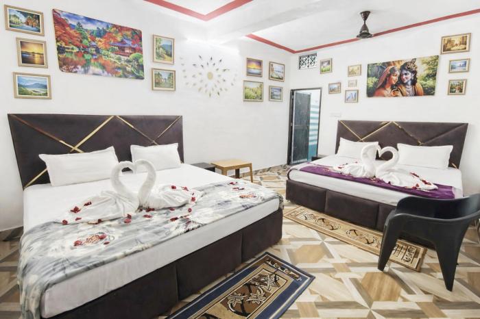 Janki Je Bhawan Homestay , Ayodhya - Step away from Ram Temple