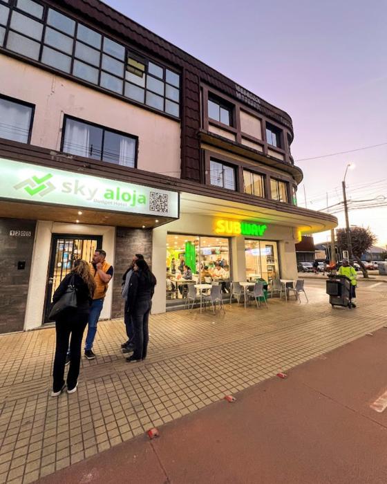 New Aloja Hotel-Frente al Shopping Mall