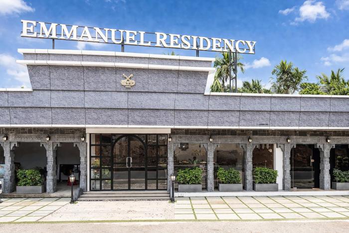 Emmanuel Residency by Alaya Stays, Kochi