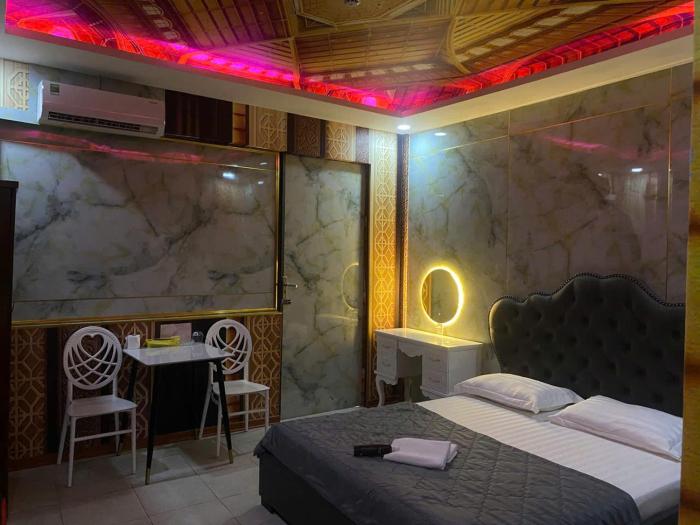 B & K Hotel - District 10