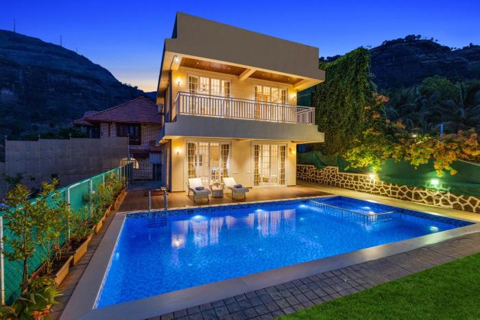 Heavenly Homes Villa by ELIVAAS 2-BHK Villa with Private Pool, Garden Near Sahyadri Waterfall