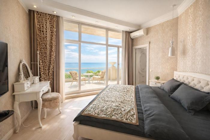 Аркадийский Дворец с Террасой в сердце Аркадии