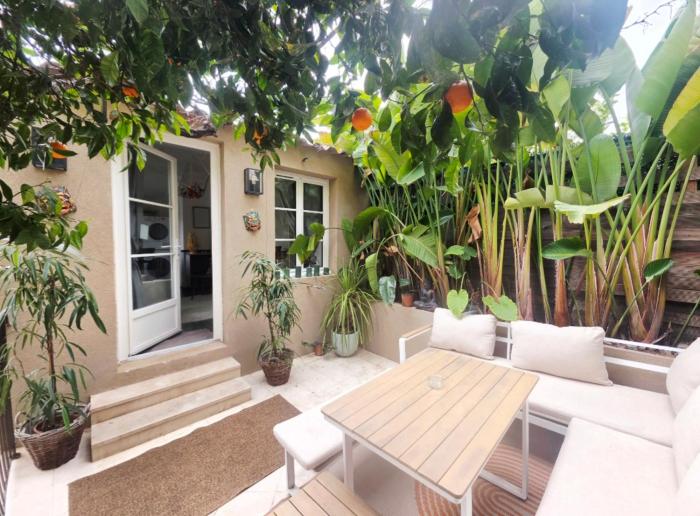 Maisonnette de charme indépendante dans propriété privé & jardin à Cimiez