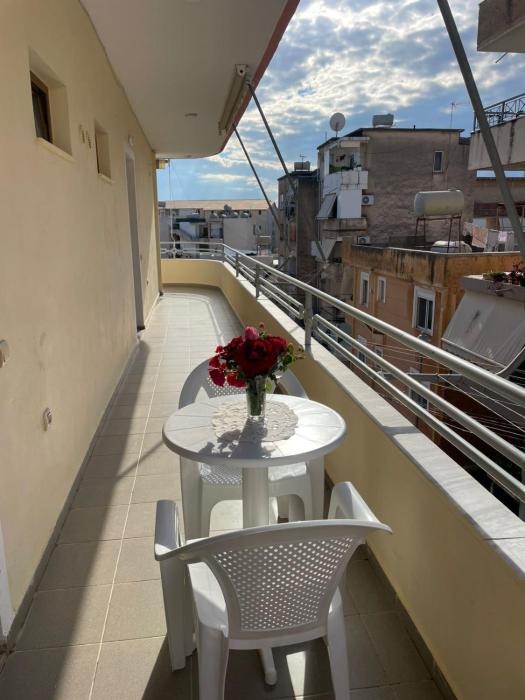 Ajsi Apartments