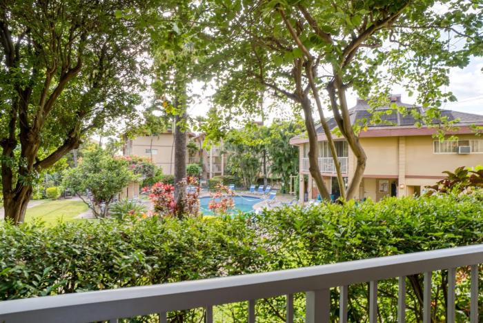 Haleakala Shores #B-102 Ground Floor, Best Location, Pool View, Full Kitchen