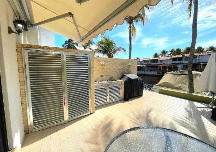 Exclusive villa with private dock and large terrace