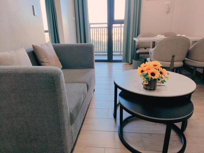 Homestay Condotel near Okada