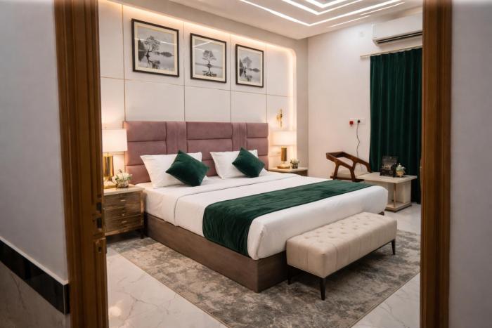 Hotel Royal Awadh Inn near Ram Mandir