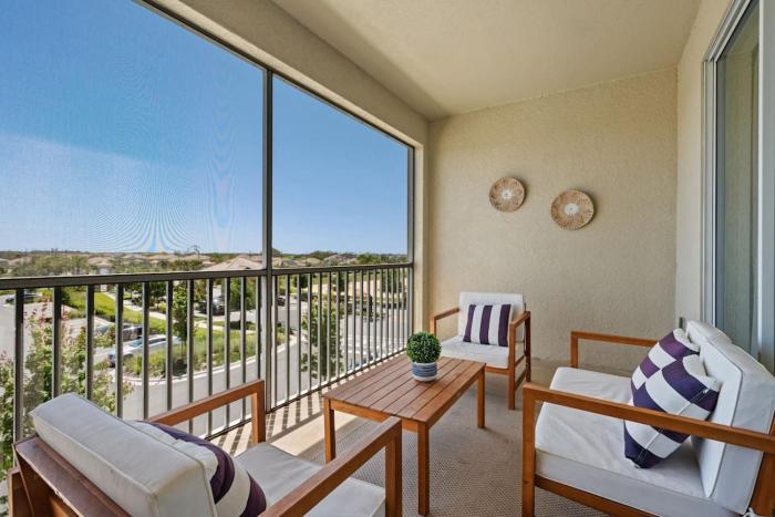 Disney Getaway Themed Bedrooms Private Balcony. Book Now CG3477