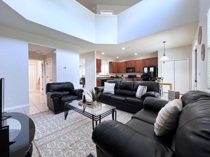 Disney Getaway Villa with Private Pool Hot Tub. Book Now VP140