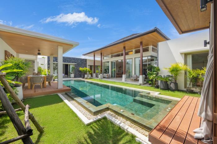 Luxury 4Br Rua Pool Villa Botanica Prestige