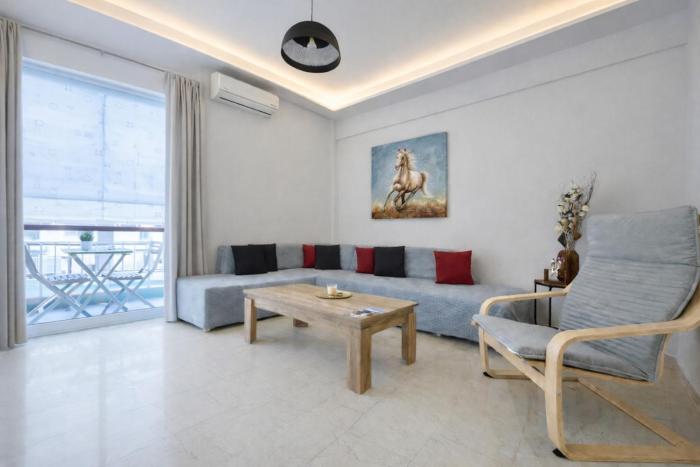 J&N Exclusive living by ΜΡS