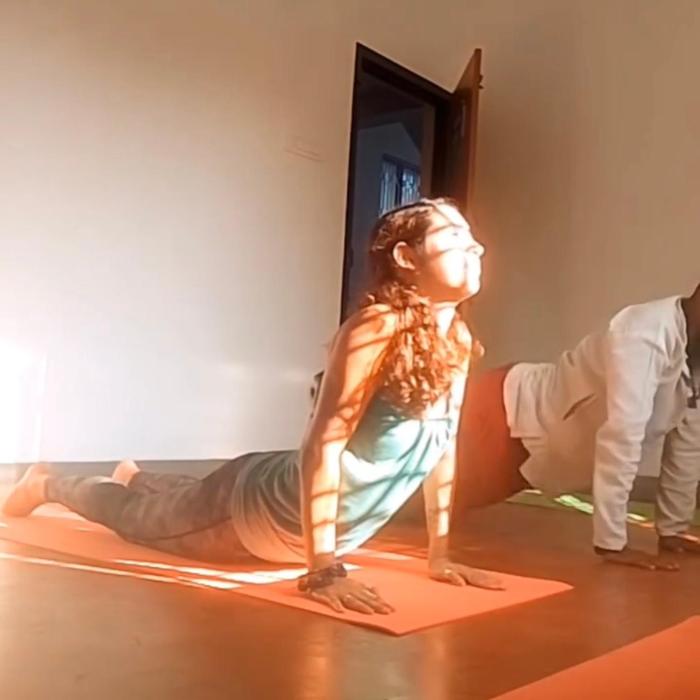 Taaraa Loca - Yoga , Spiritual n Dorms