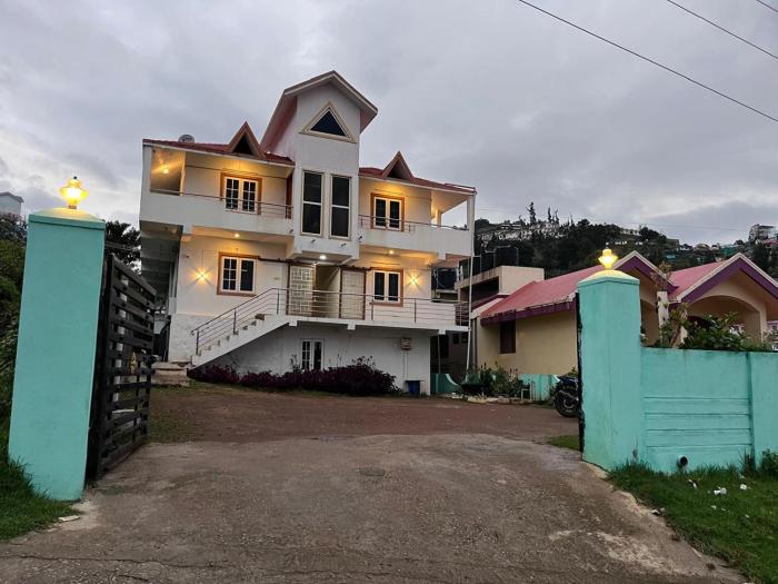 Pavi Resort