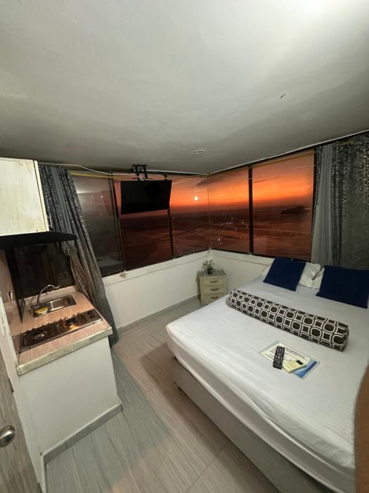 Aparta estudios Santa María con piscina