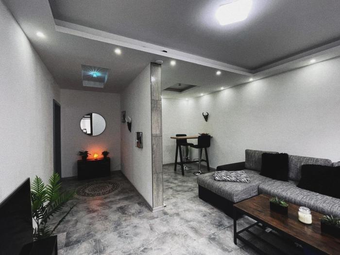 Casa Antić Große Moderne 50qm Wohnung direkt im Zentrum WLAN ist Kostenlos 1-4 Personen