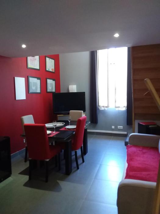 Les Logis des Vignobles Sainte Emilion en Duplex n 1 avec terrasse