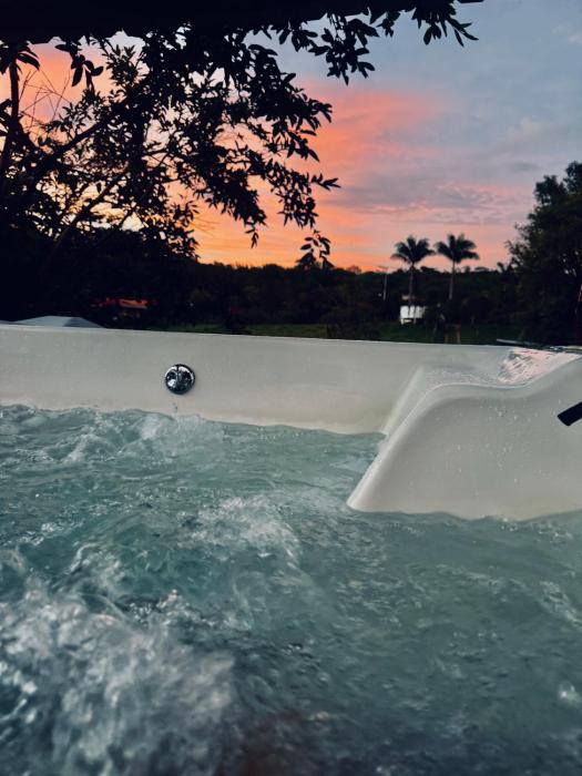 Cabaña flores en la colina - jacuzzi