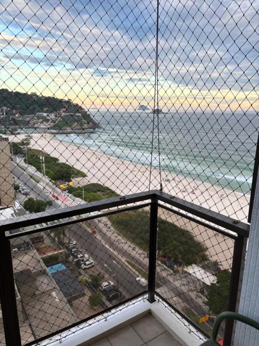 Apto beira mar