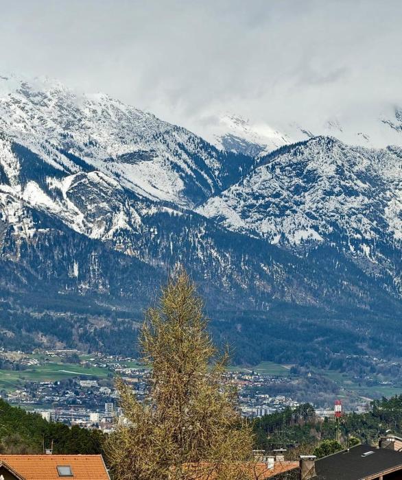 Apartment Central Mutters Innsbruck