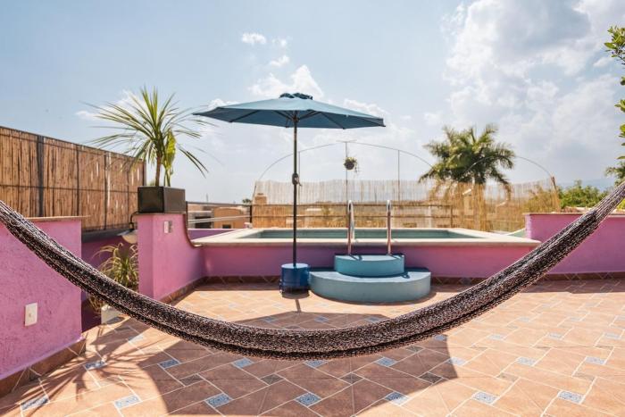 Bungalow ideal para parejas con alberca privada y jardín pet friendly