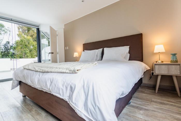 Stylish Duplex with Terrace & Park Views