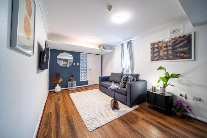 Large Surry Hills Home Sleeps 4 Parking