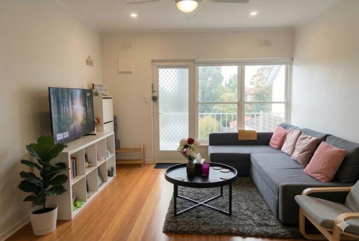 Cosy Hawthorn Unit Close to Everything