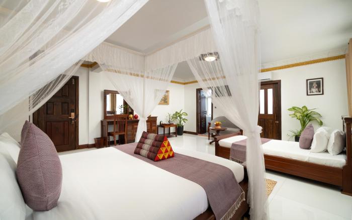 Bronam Central Suites