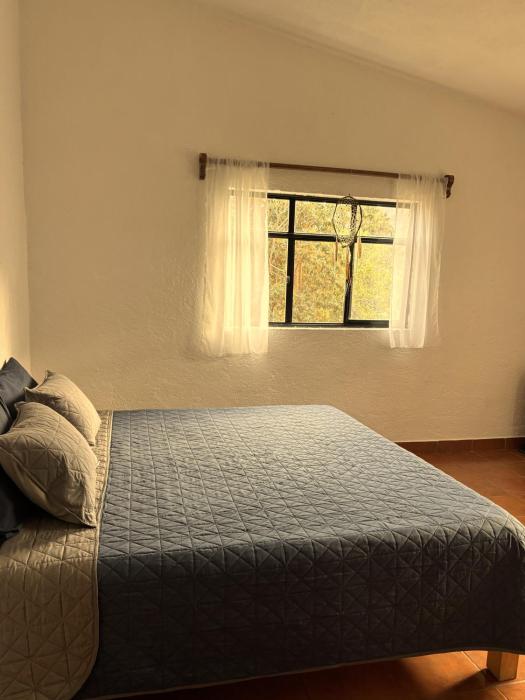 Habitación con vista a la montaña