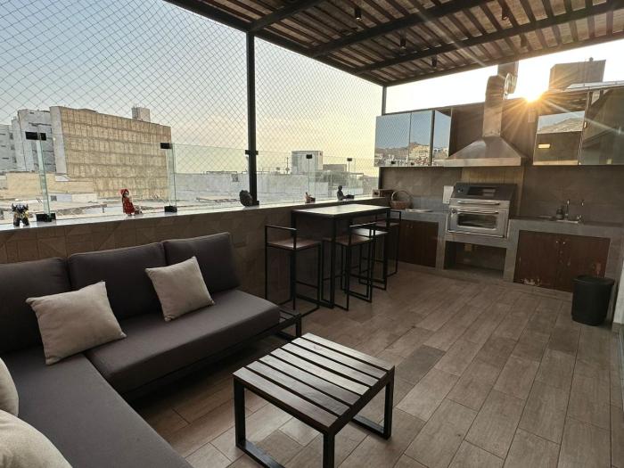 Departamento duplex en Surco con terraza