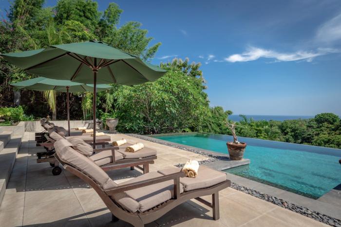 Villa Bayu - exclusive villa with infinity pool, wellness pavilion, panoramic ocean view & full service