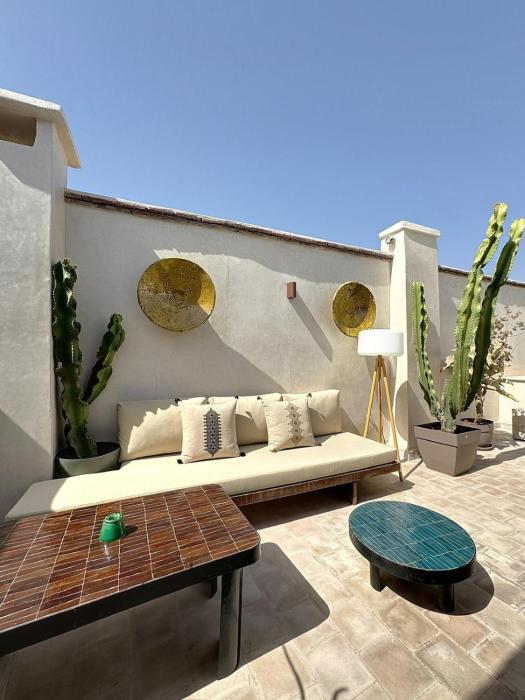 Riad chic & intimiste, piscine chauffée, ptit dej