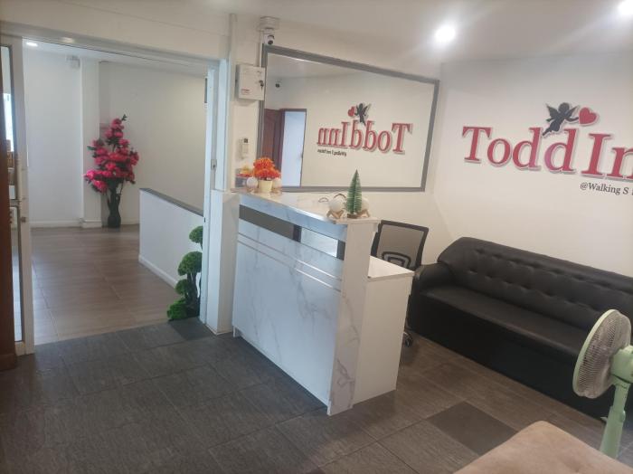 Todd Inn