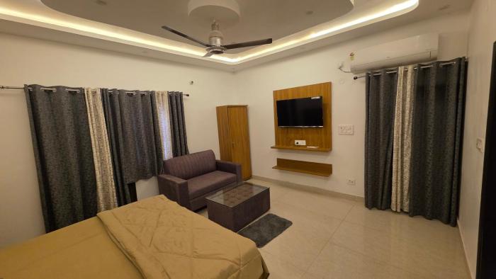 Vaibhav Residence