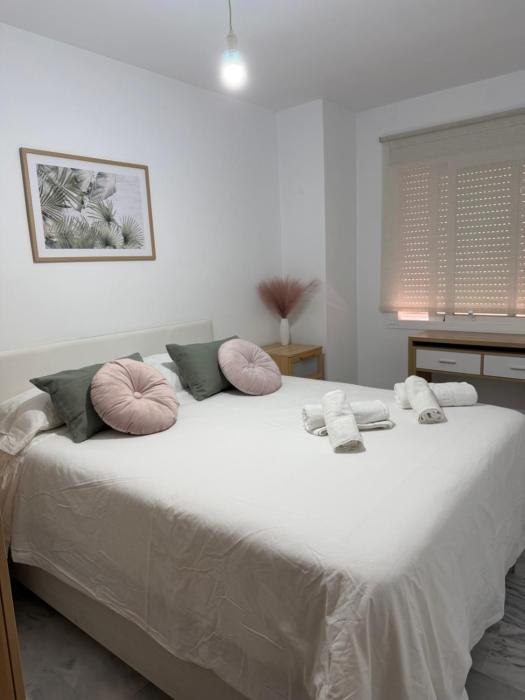 Apartamento con Parking y Wifi a 2 min Playa Los Lances